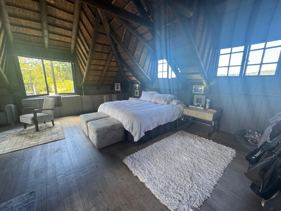 6 Bedroom Property for Sale in Sedgefield Rural Western Cape